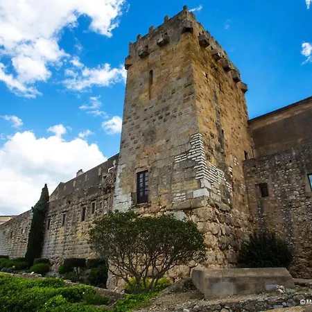 Petra -old With Terrace And Barbecue- Appartamento Tarragona